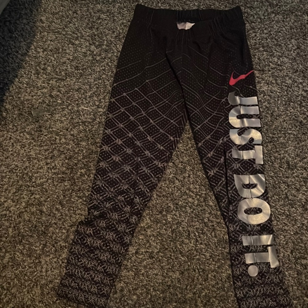 Girls Nike Leggings